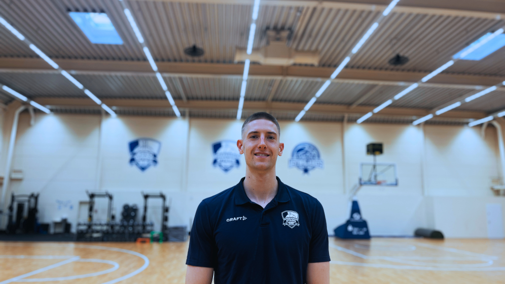 SparkassenStars verpflichten Neil Mašnić – Vielseitiger deutscher Forward verstärkt die SparkassenStars