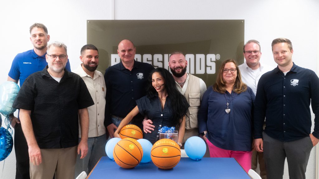 SparkassenStars spielen künftig in der Bones Hands Arena 