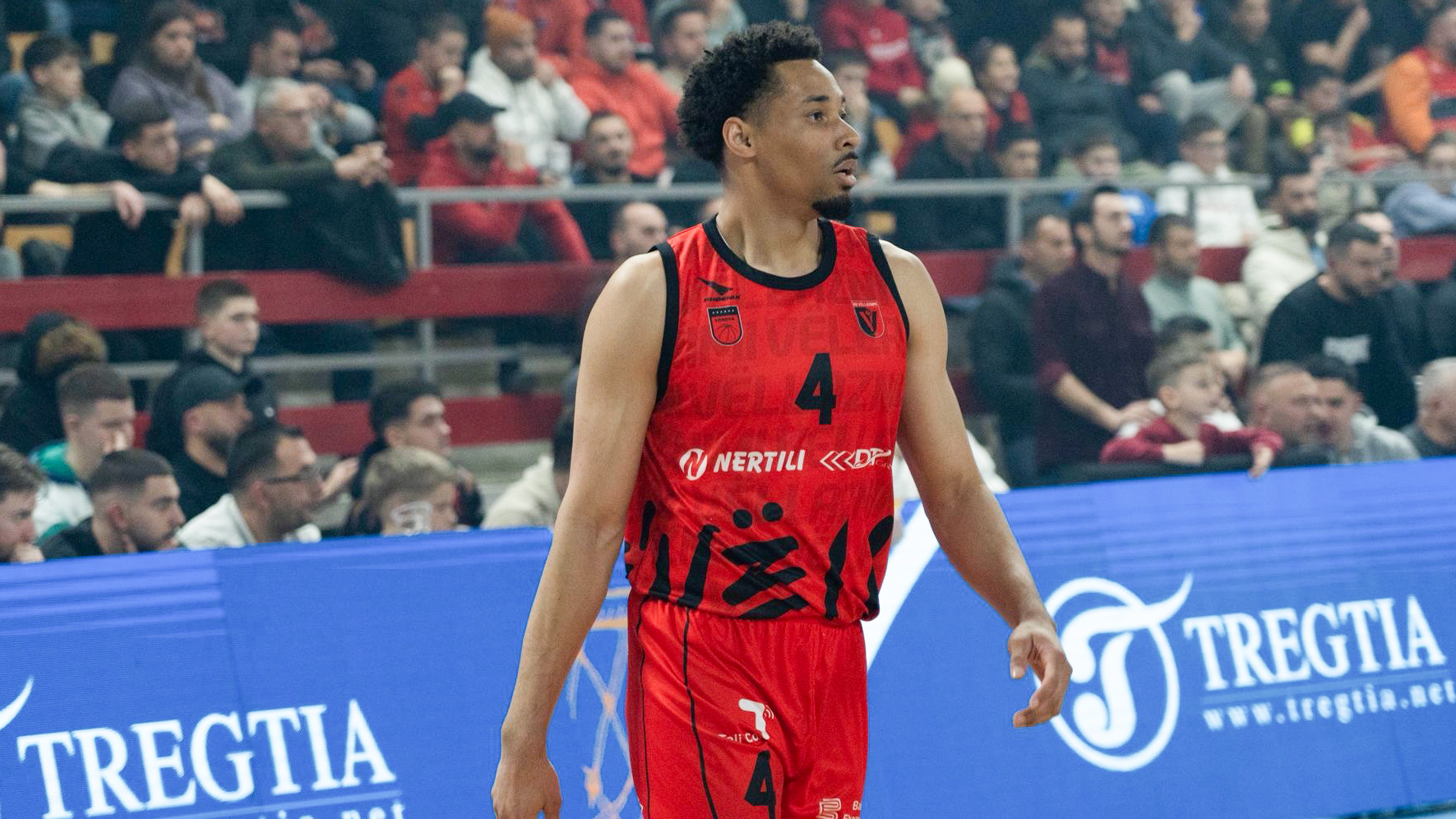 SparkassenStars verpflichten Myreon Jones