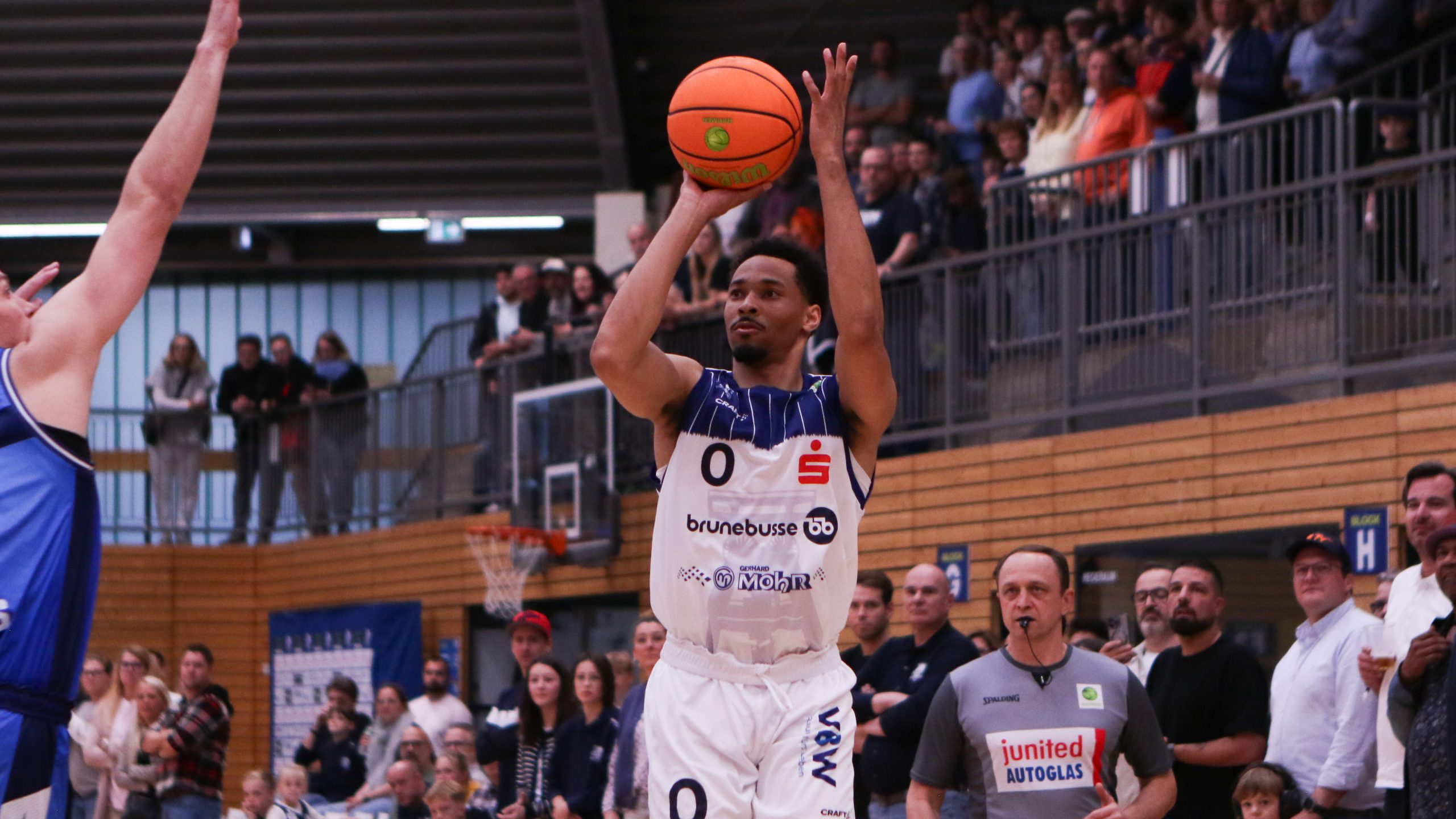 SparkassenStars starten mit Niederlage in die Saison