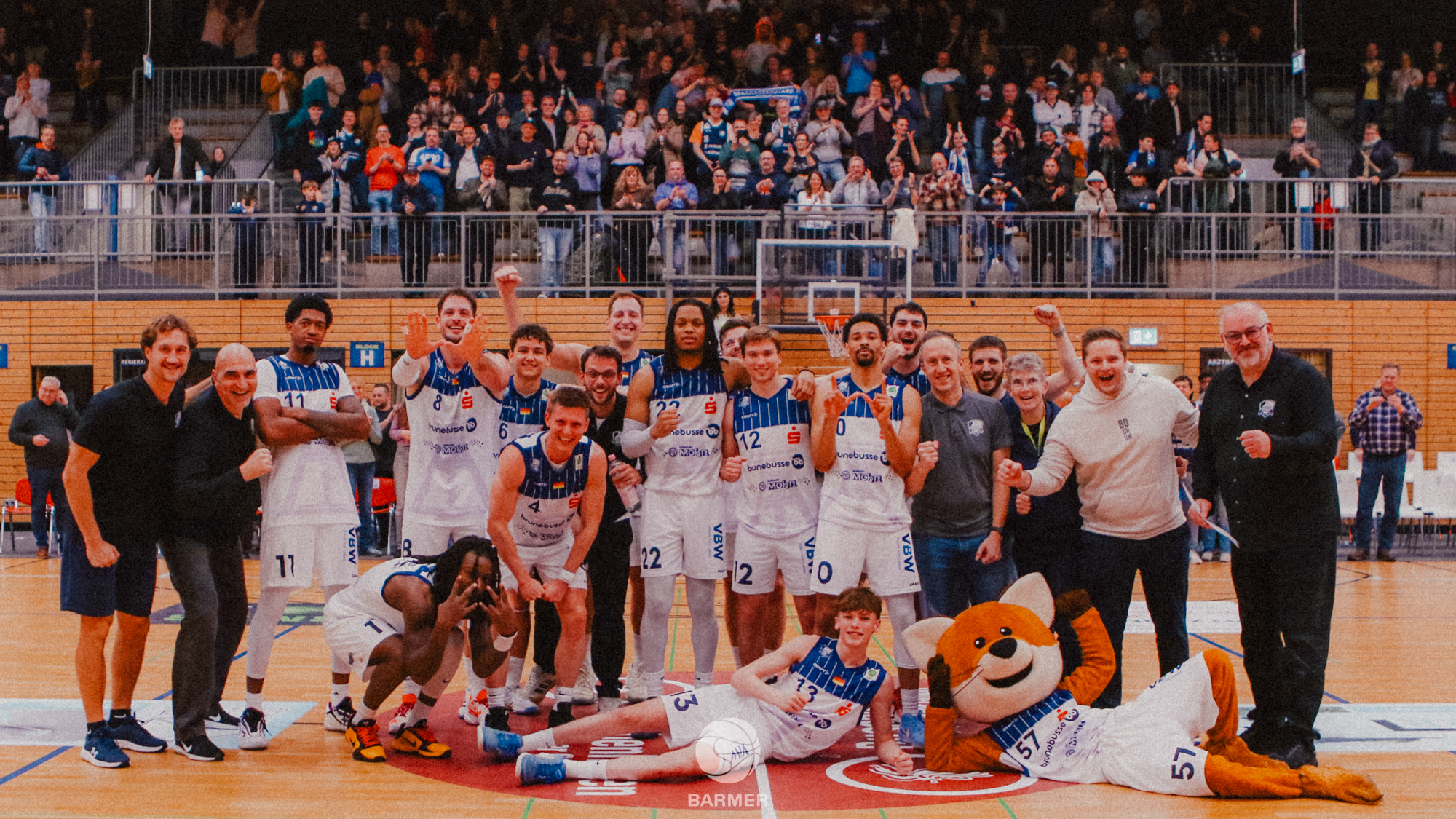 SparkassenStars feiern den fünften Heimsieg in Folge