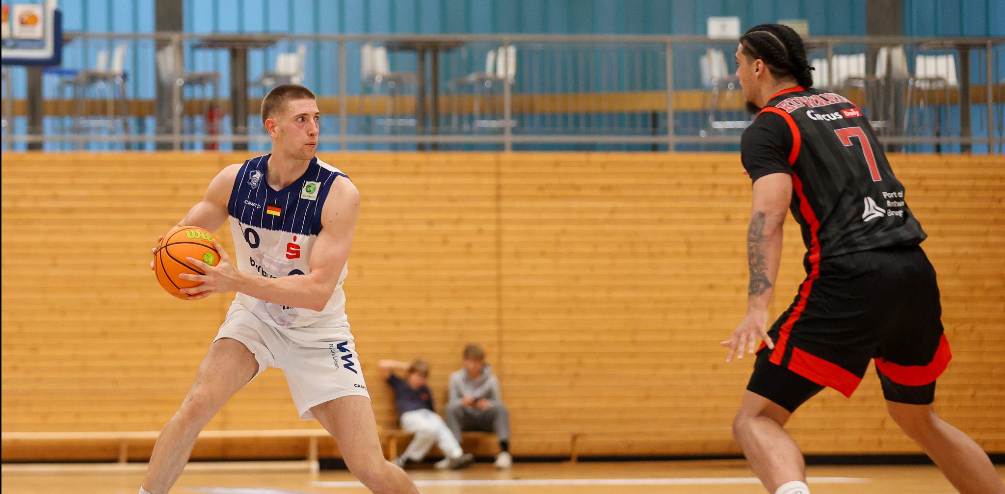 SAISONSTART 26/27: SPARKASSENSTARS TREFFEN AUF PADERBORN BASKETS!