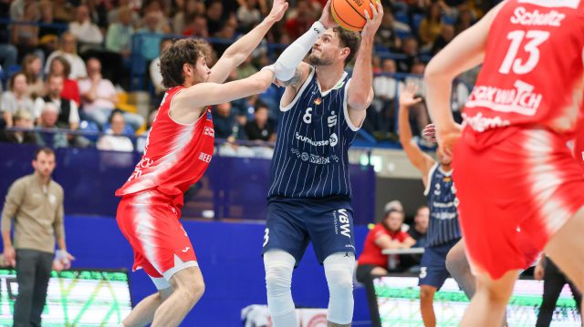 GER, Paderborn Baskets vs. VfL SparkassenStars Bochum, Basketball, ProA, 1. Spieltag, Spielzeit 2026/2027, 26.09.2026

Foto: Eibner-Pressefoto/Javad Mohammadpour